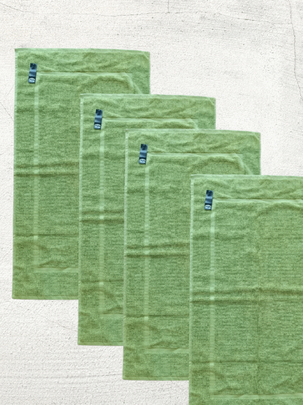 4 Pieces Luxury Bath Mat Set 50X90cm 800 GSM Premium Cotton Ultra Soft and Highly Absorbent Expertly Woven for Durability Hotel And Spa Quality Towels Green