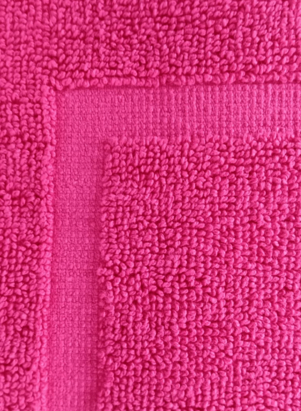 4 Pieces Luxury Bath Mat Set 50X90cm 800 GSM Premium Cotton Ultra Soft and Highly Absorbent Expertly Woven for Durability Hotel And Spa Quality Towels Pink