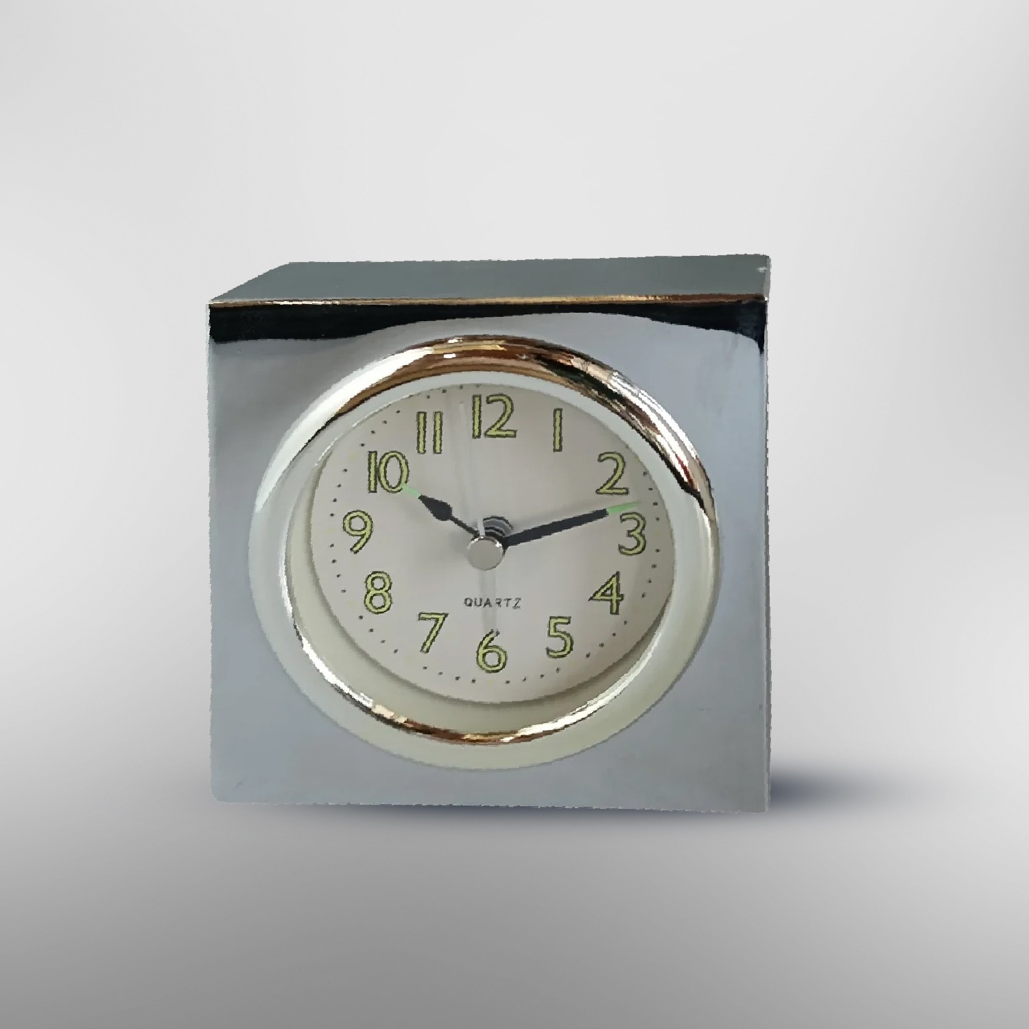 Silver Analog Alarm Clock - 9x9 cm Stylish Design Perfect for Bedroom And Office Decor