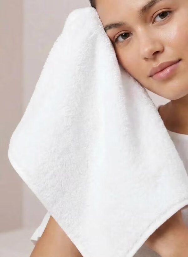 75ba7bd3-8399-408b-af71-16346b50b313 Pearl Coast Luxury Face Towel Set – 30x30cm Premium 100% Cotton, 630 GSM – Ultra Soft, Highly Absorbent Hotel & Spa Quality Towels