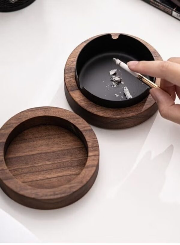 Hotel Quality Wooden Ashtray with Lid | 10x10x4.5cm | Stainless Steel | Easy to Clean | For Indoor or Outdoor Use